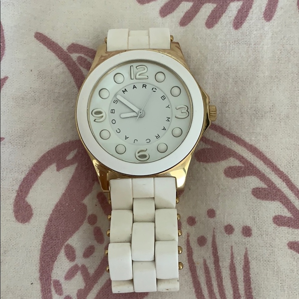 Marc Jacobs Watch - Picture 2 of 4